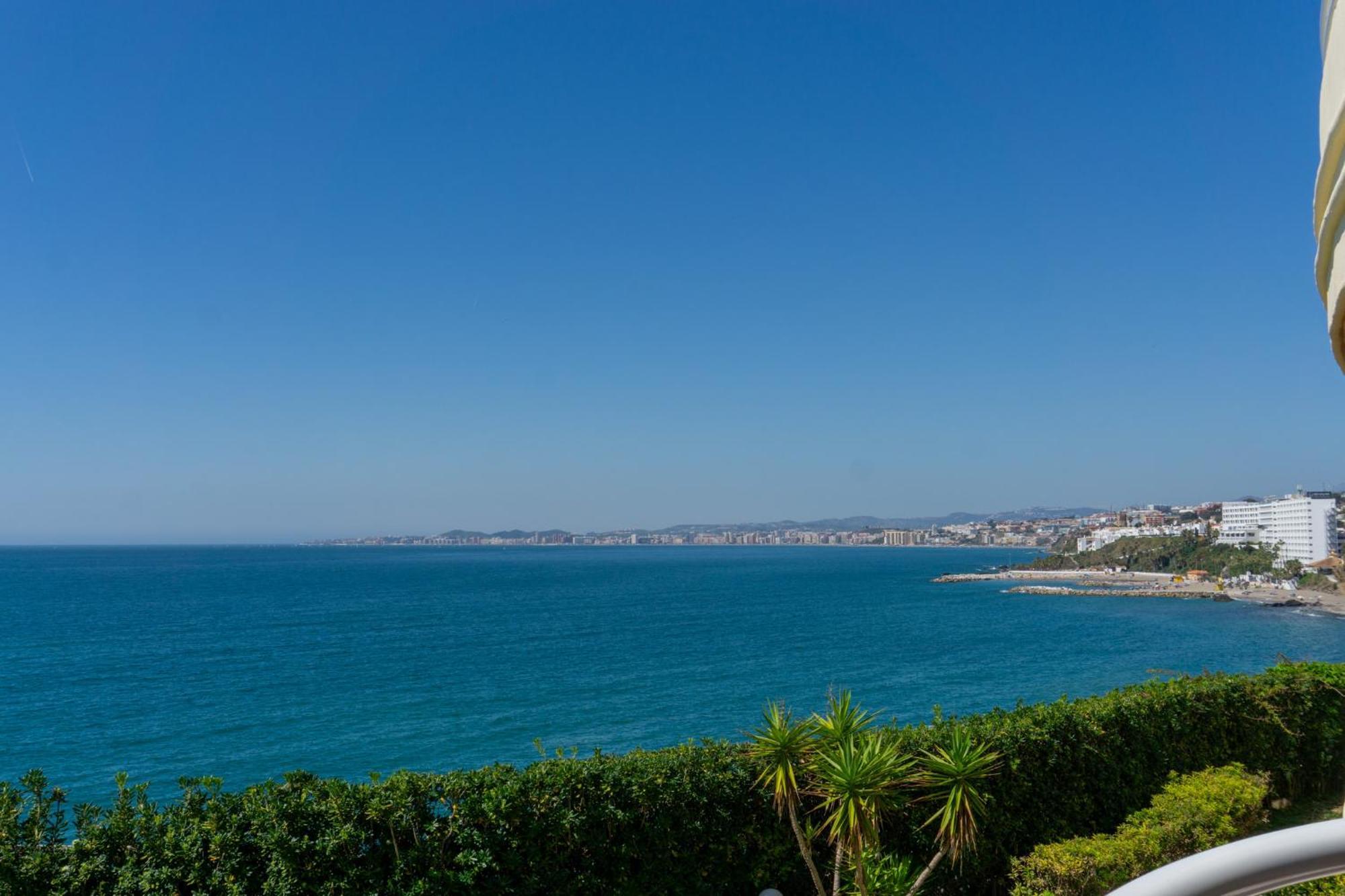 Endless Sea View *