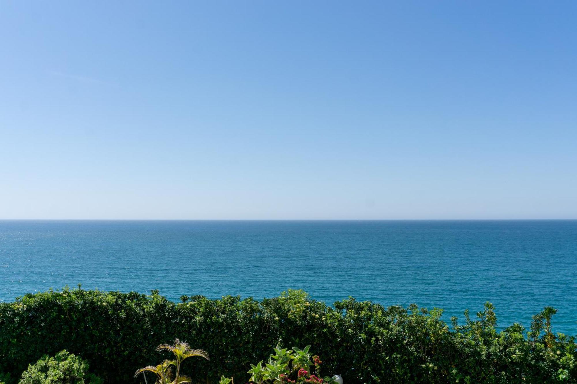 Endless Sea View Apartment